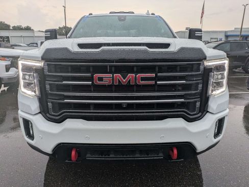Used 2022 GMC Sierra 2500 AT4 w/ AT4 Premium Plus Package AWD/4WD image 8