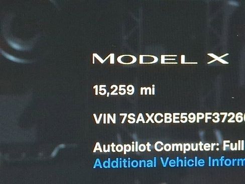 Used 2023 Tesla Model X image 23