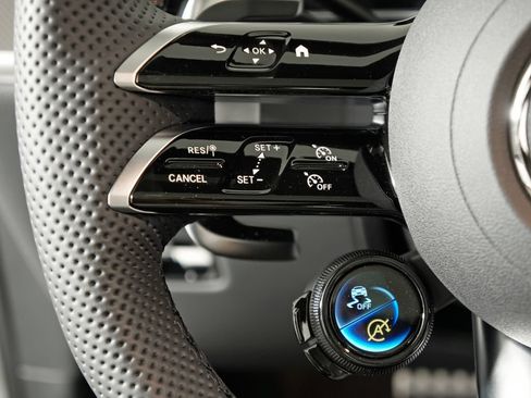 Certified 2026 Mercedes-Benz GLC 43 AMG 4MATIC image 17