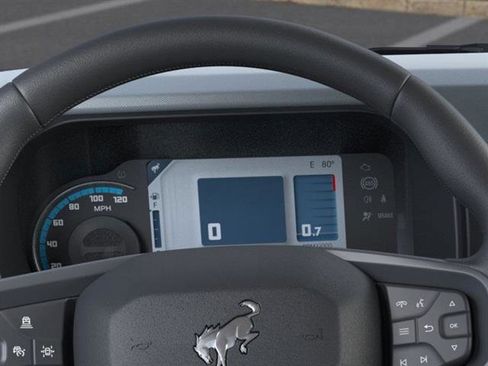 New 2023 Ford Bronco Badlands image 38