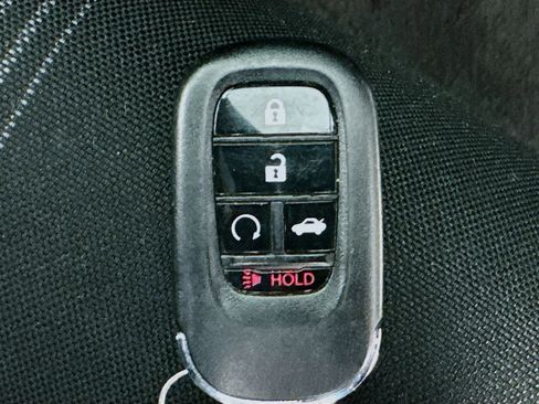 Used 2023 Honda Civic Sport image 36