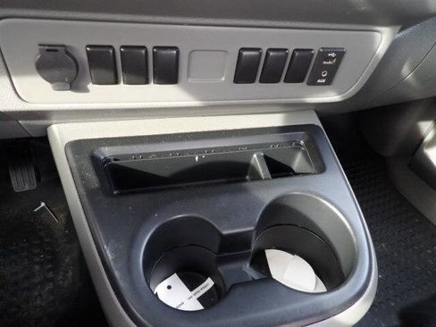 Used 2019 Nissan NV 1500 S image 17