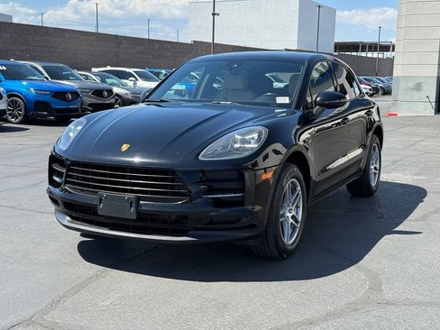 Used 2021 Porsche Macan w/ Premium Package AWD/4WD image 9
