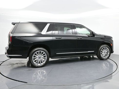 Certified 2023 Cadillac Escalade ESV Premium Luxury image 8