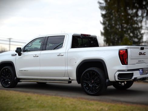 Used 2023 GMC Sierra 1500 Denali w/ Denali Reserve Package image 7
