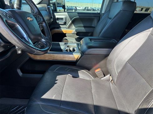 Used 2018 Chevrolet Silverado 3500 LTZ w/ Duramax Plus Package image 8