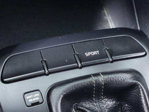 Used 2020 Kia Rio S image 24