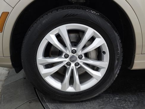 Used 2019 Audi Q7 3.0T Premium Plus w/ Premium Plus Package image 13