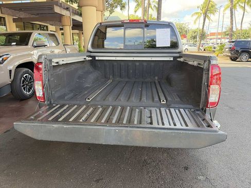 Used 2019 Nissan Frontier SL image 19