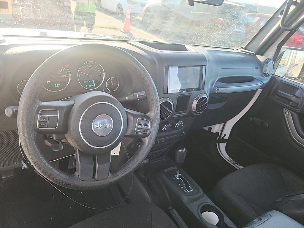 Used 2018 Jeep Wrangler Sport AWD/4WD image 8