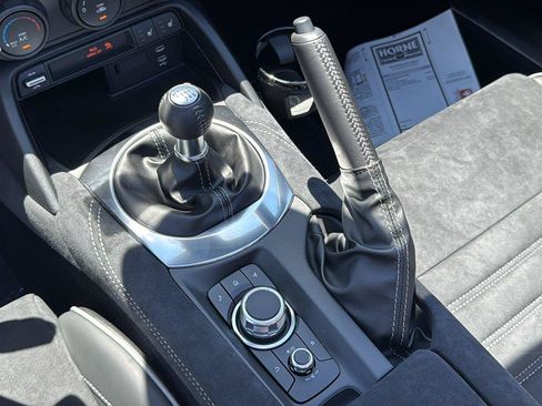 New 2026 MAZDA MX-5 Miata RF Club w/ Interior Package RWD image 18