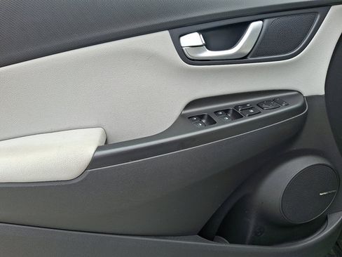 Certified 2023 Hyundai Kona Limited AWD/4WD image 12