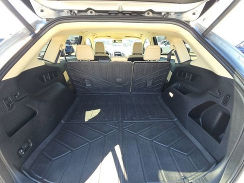 Used 2024 Ford Edge SEL w/ Convenience Package image 14