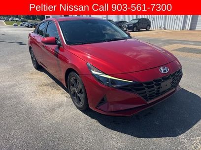 Used 2023 Hyundai Elantra SEL w/ Preferred Accessory Package