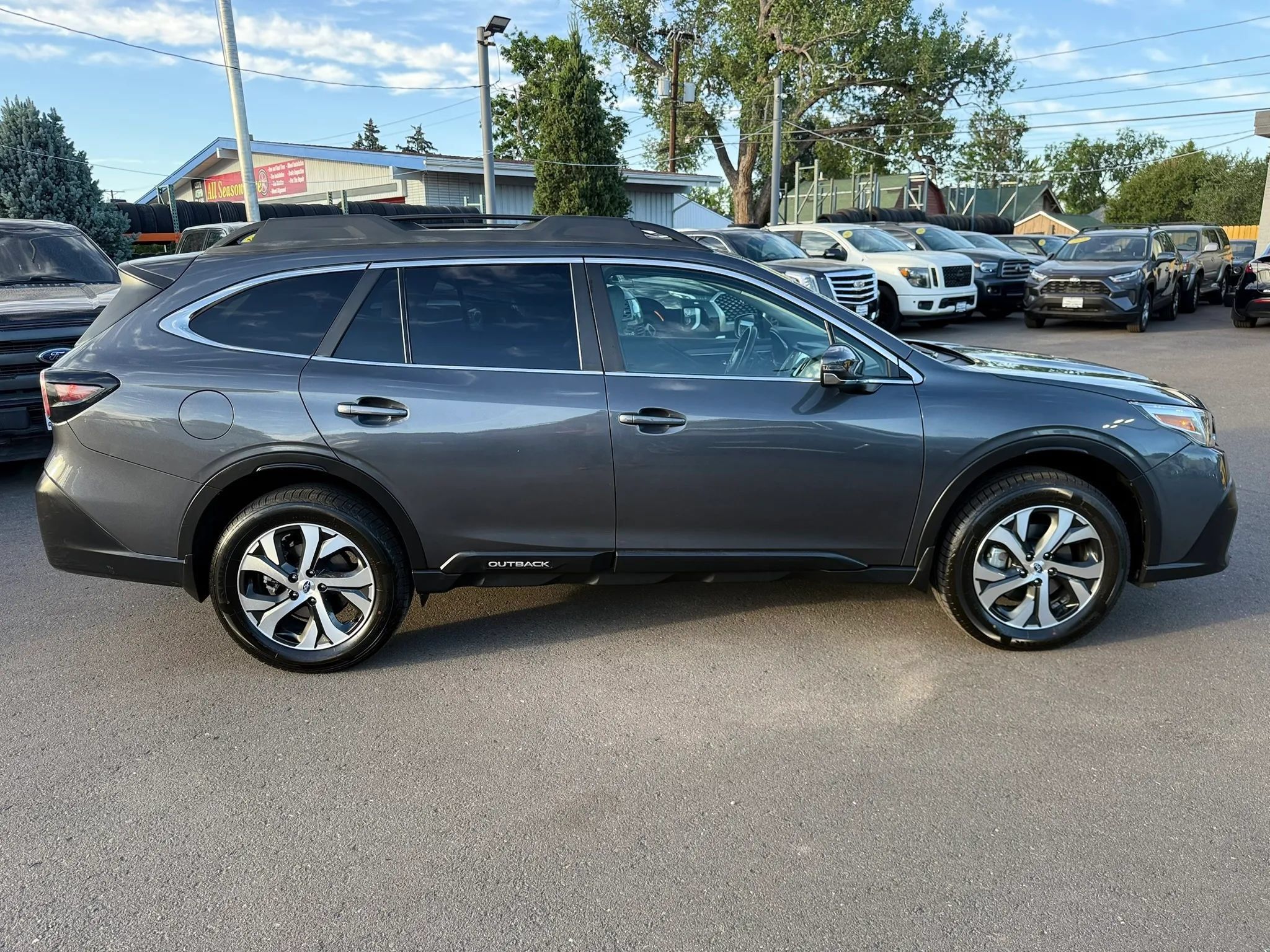 Used 2021 Subaru Outback Limited AWD/4WD image 10