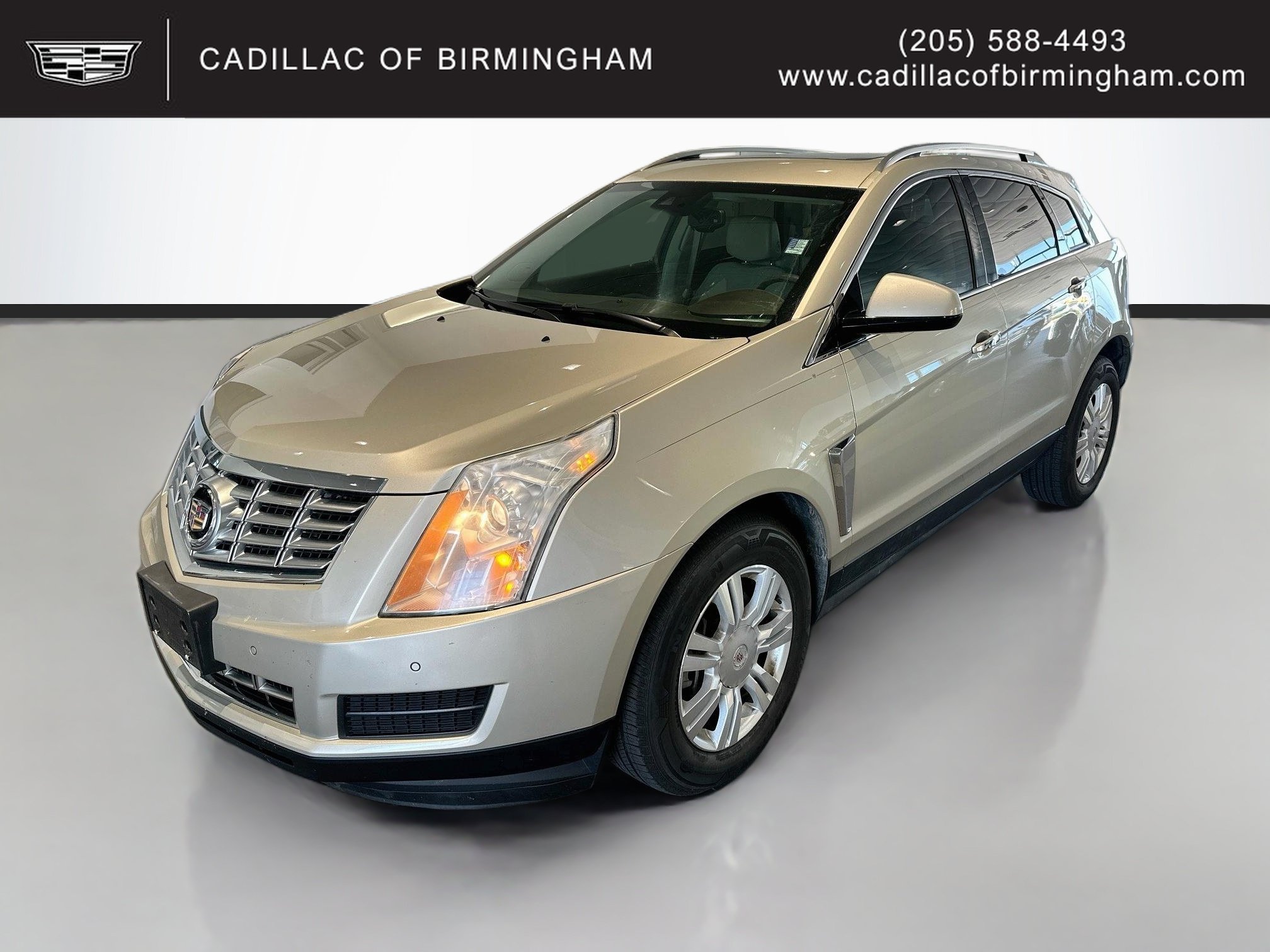 Used 2016 Cadillac SRX Luxury w/ Driver Awareness Package FWD image 1