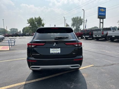 Used 2023 Mitsubishi Outlander SEL image 4