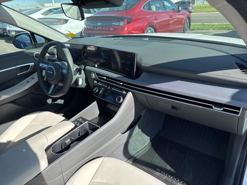 New 2024 Hyundai Sonata SEL AWD/4WD image 16