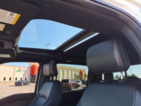 Used 2023 Ford F150 Lariat w/ Equipment Group 502A High image 27