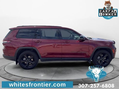 Used 2023 Jeep Grand Cherokee L Limited w/ Black Appearance Package AWD/4WD image 6