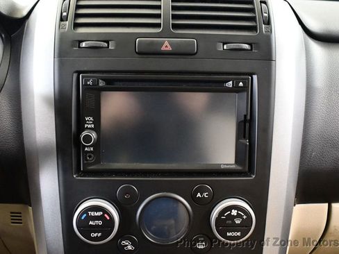 Used 2013 Suzuki Grand Vitara Limited AWD/4WD image 29