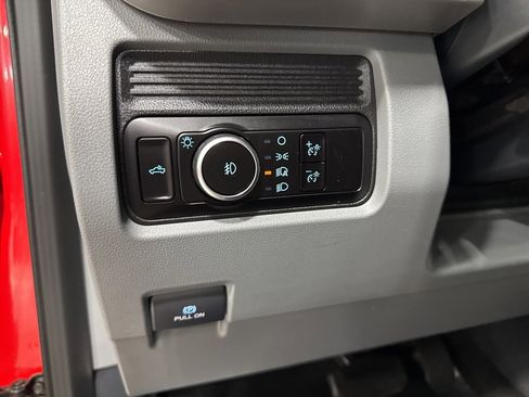 Used 2023 Ford F350 XLT image 25