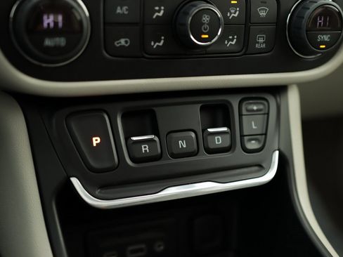 Used 2021 GMC Terrain Denali w/ Denali Premium Package image 20