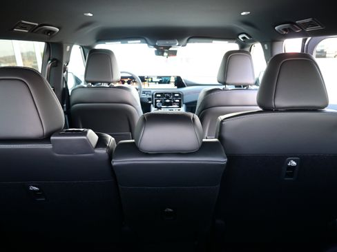 New 2025 Nissan Armada PRO-4X image 17