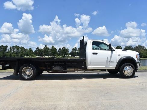 Used 2019 RAM 5500 Tradesman w/ Max Tow Package image 3