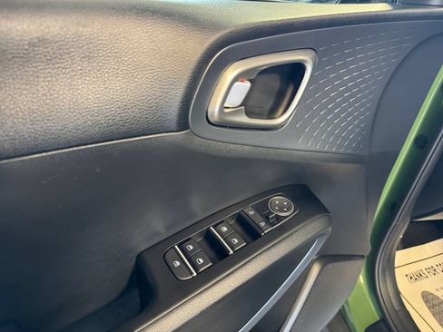 Used 2023 Kia Soul EX FWD image 14
