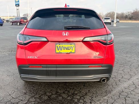Used 2025 Honda HR-V Sport image 6