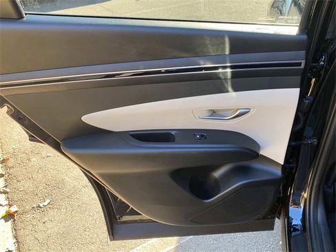 Used 2022 Hyundai Tucson SEL image 10