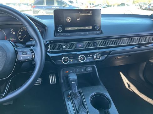 Used 2025 Honda Civic Sport image 18