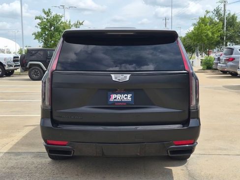 Used 2021 Cadillac Escalade Sport w/ Driver Assist Tech Package AWD/4WD image 6