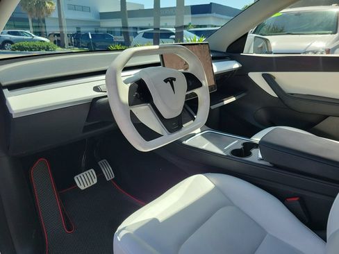 Used 2022 Tesla Model Y Performance AWD/4WD image 13