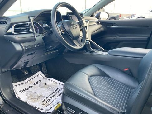 Used 2023 Toyota Camry SE image 16