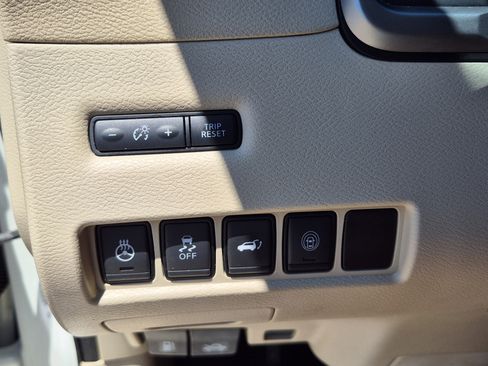 Used 2019 Nissan Murano SL w/ SL Technology Package FWD image 30