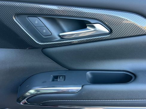 Certified 2025 Chevrolet Traverse High Country w/ LPO, Floor Liner Package image 11