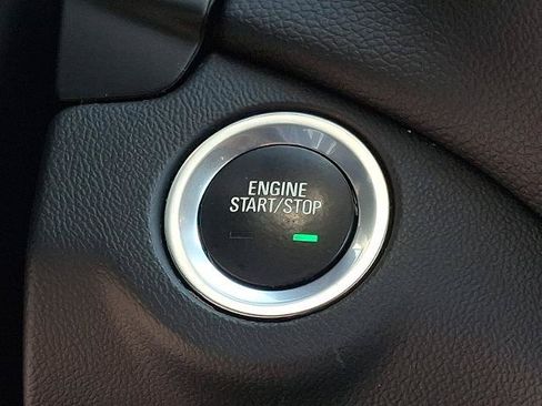 Used 2020 Chevrolet Equinox LT FWD image 26