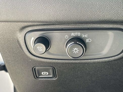 Used 2019 GMC Terrain SLE FWD image 21