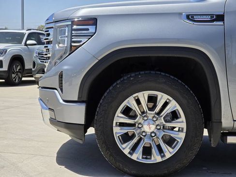 Used 2023 GMC Sierra 1500 Denali AWD/4WD image 7