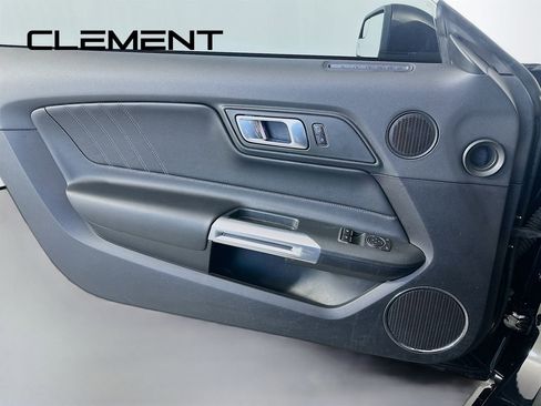 Used 2018 Ford Mustang GT Premium image 27