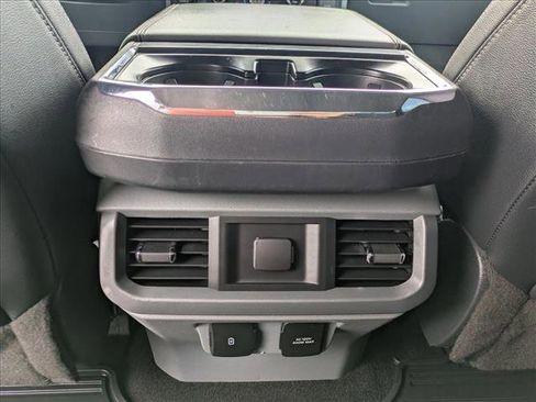 Used 2021 Ford F150 Lariat w/ Max Trailer Tow Package image 17