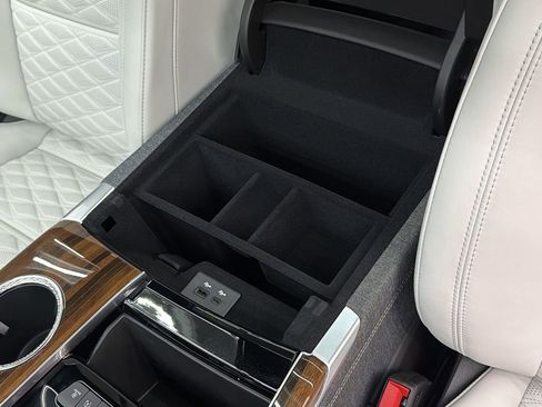 Used 2026 Cadillac Escalade Platinum Sport image 23