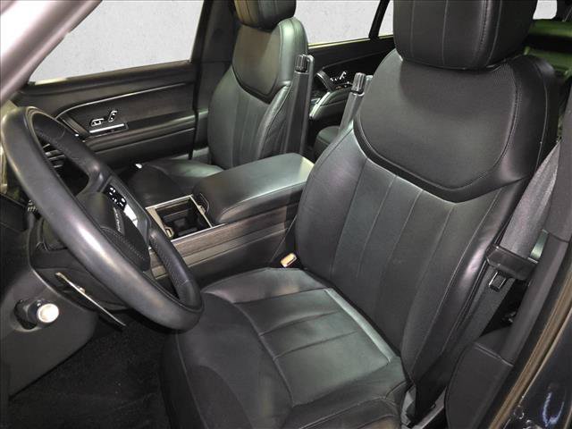 Used 2025 Land Rover Range Rover Long Wheelbase SE AWD/4WD image 16