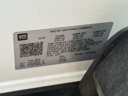 Used 2025 Chevrolet Trax RS w/ Driver Confidence Package FWD image 27