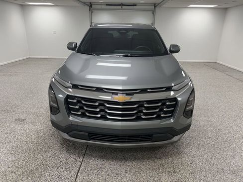 New 2026 Chevrolet Equinox LT image 3