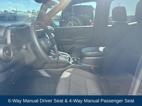 Used 2025 Chevrolet Colorado W/T w/ Advanced Trailering Package image 12
