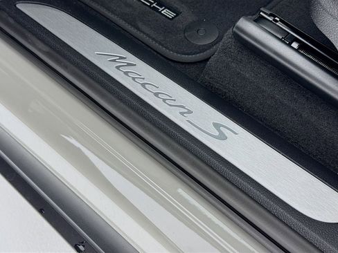 New 2026 Porsche Macan S image 13