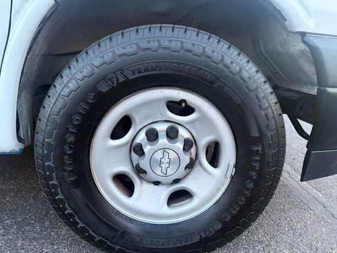 Used 2019 Chevrolet Express 2500 2500 Cargo w/ Driver Convenience Package image 35